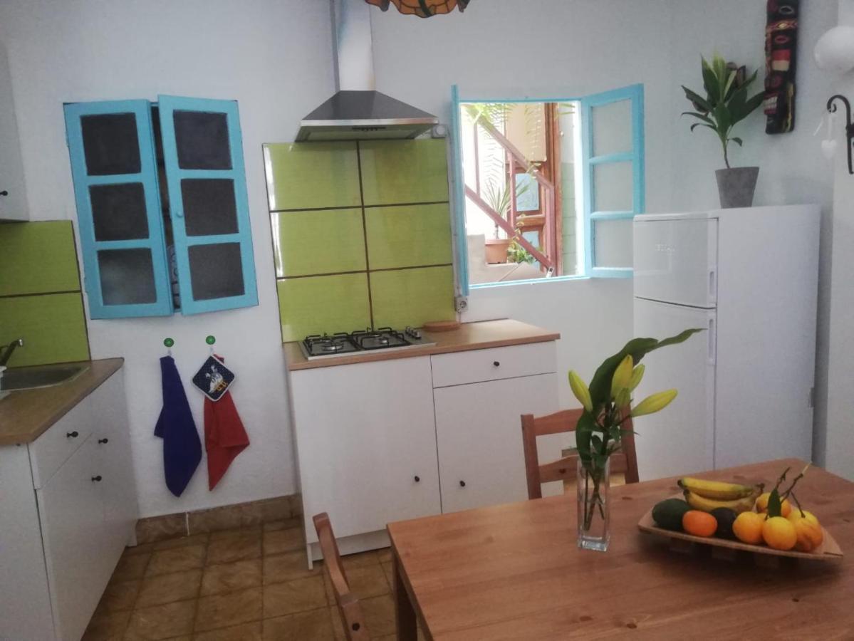 Apartamento Patricia 埃尔米瓜 外观 照片
