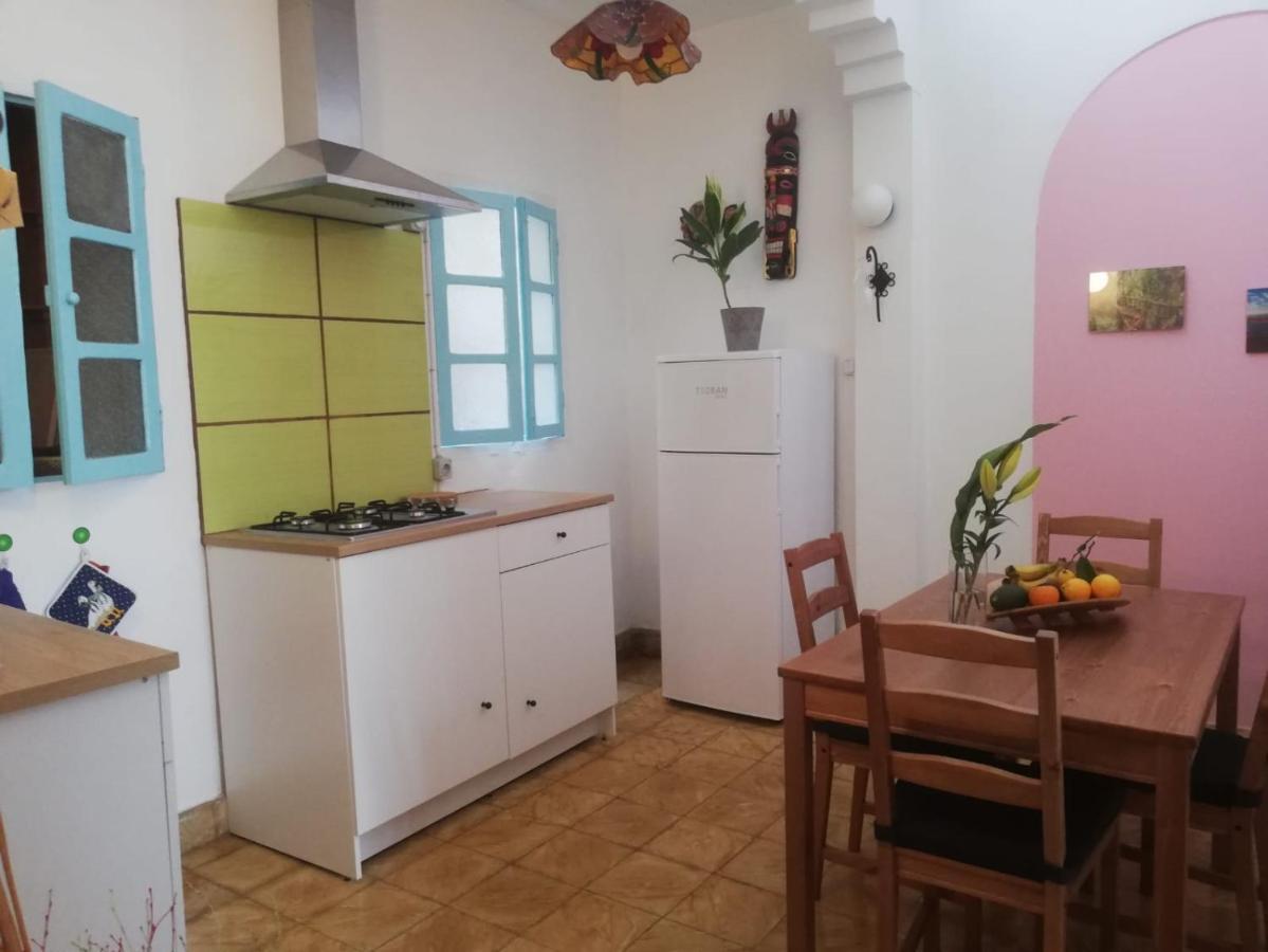 Apartamento Patricia 埃尔米瓜 外观 照片